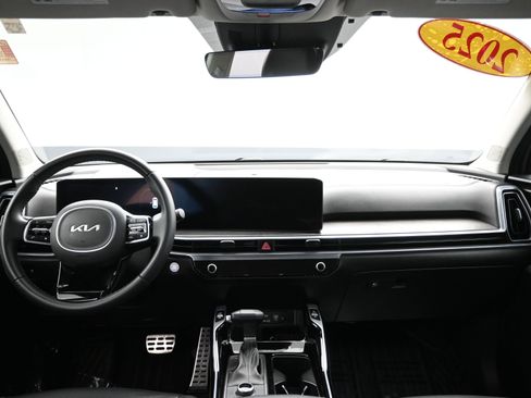 Used 2025 Kia Sorento SX image 20