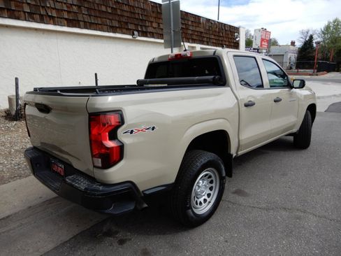 Used 2023 Chevrolet Colorado W/T w/ WT Convenience Package II AWD/4WD image 5