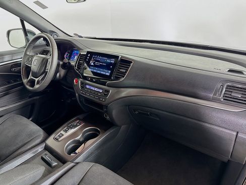 Used 2022 Honda Pilot Sport image 37