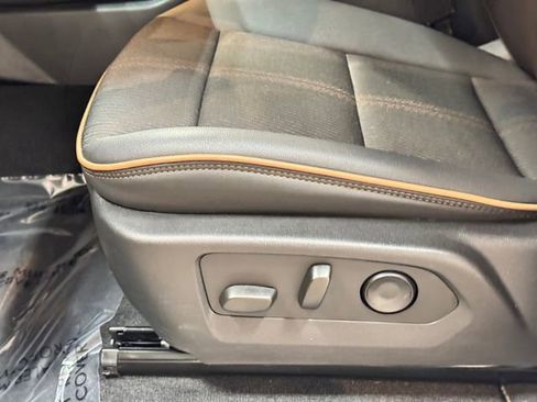 Certified 2024 GMC Canyon AT4 w/ Canyon Safety Plus Package image 21