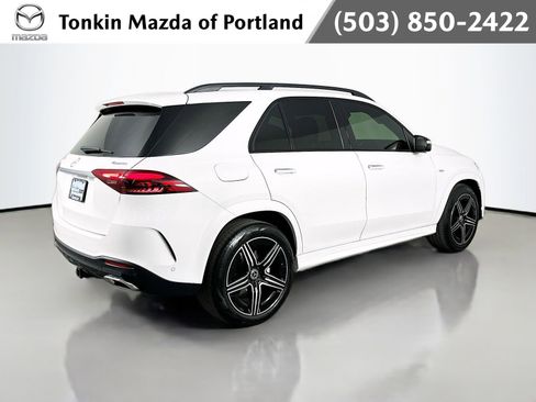 Used 2025 Mercedes-Benz GLE 450e 4MATIC image 7