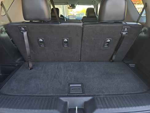 Used 2024 Honda Pilot EX-L image 11