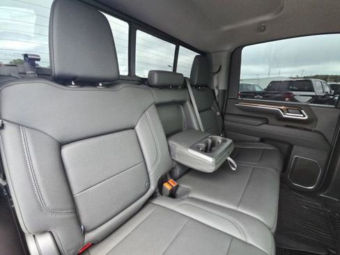 Used 2026 Chevrolet Silverado 2500 LT w/ Trail Boss Package AWD/4WD image 18