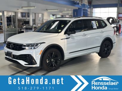Used 2024 Volkswagen Tiguan SE R-Line