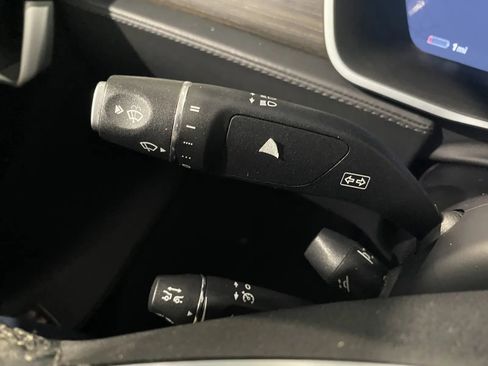 Used 2016 Tesla Model S AWD image 19