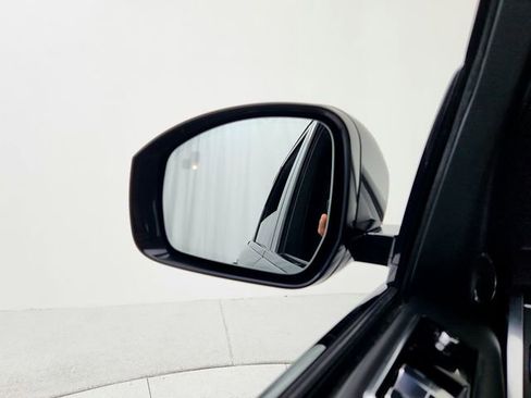 Used 2019 Land Rover Range Rover Sport HSE Dynamic image 25