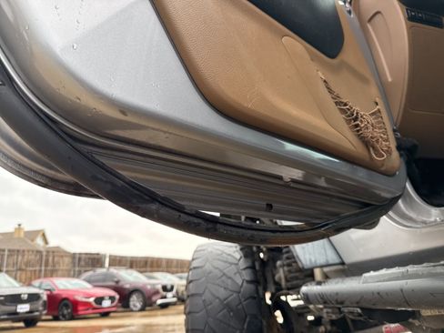 Used 2015 Jeep Wrangler Unlimited Rubicon w/ Max Tow Package image 32