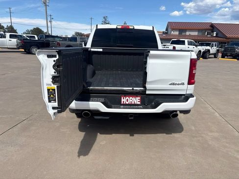 Used 2025 RAM 1500 Laramie w/ Sport Appearance Package AWD/4WD image 8