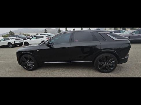 Used 2024 Cadillac Lyriq Sport w/ Nappa Leather Package AWD/4WD image 7