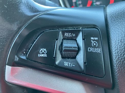 Used 2022 Chevrolet Trax LT w/ Sport Edition image 16