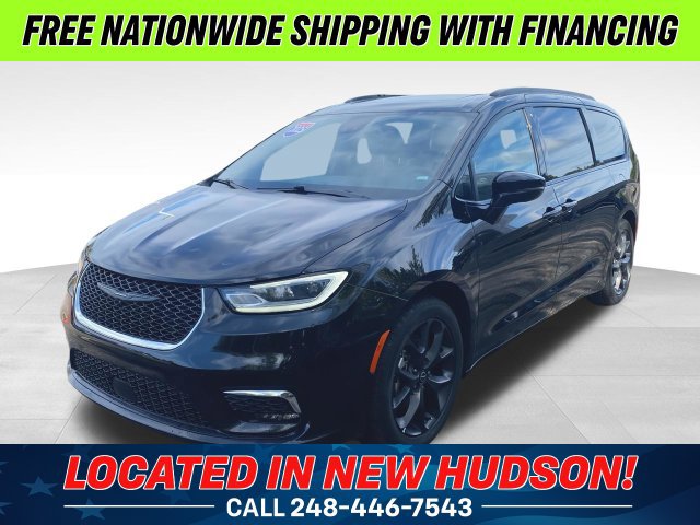 Used 2025 Chrysler Pacifica Limited FWD image 1