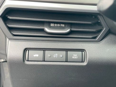 Certified 2025 Nissan Altima 2.5 SV image 16