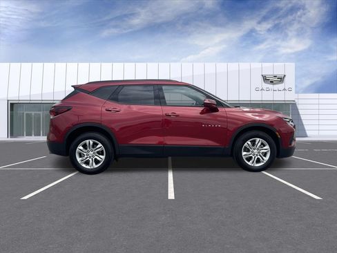 Used 2019 Chevrolet Blazer LT FWD image 9
