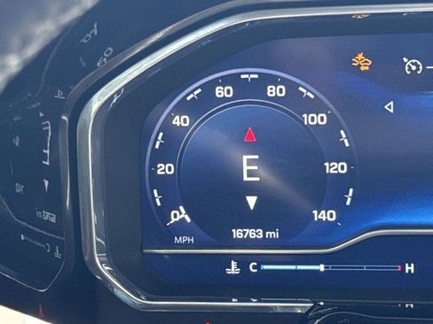 Used 2022 Chevrolet Silverado 1500 LT image 22