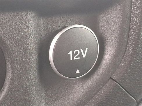 Used 2015 Ford Transit 150 XLT image 26