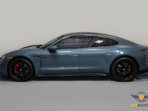 Used 2025 Porsche Taycan GTS image 5