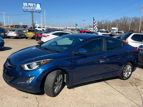 Used 2016 Hyundai Elantra SE w/ Option Group 02 image 1