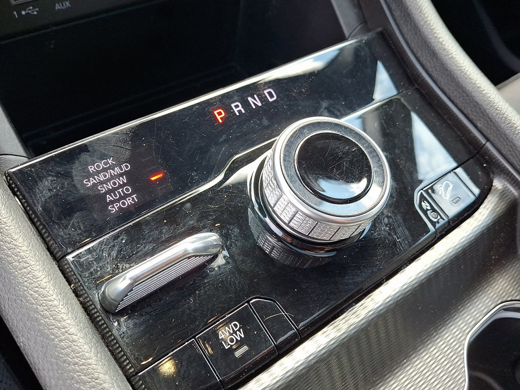 Used 2024 Jeep Grand Cherokee Limited 4xe AWD/4WD image 16