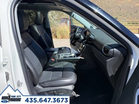 Used 2022 Ford Explorer Limited w/ Equipment Group 301A AWD/4WD image 37