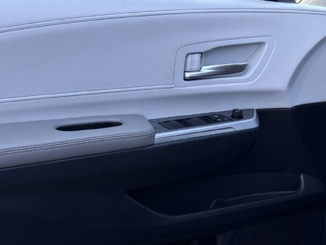 Certified 2025 Toyota Sienna XLE FWD image 26