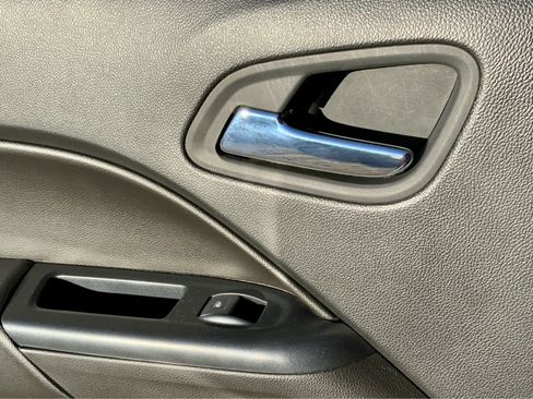 Used 2020 Chevrolet Colorado ZR2 image 51