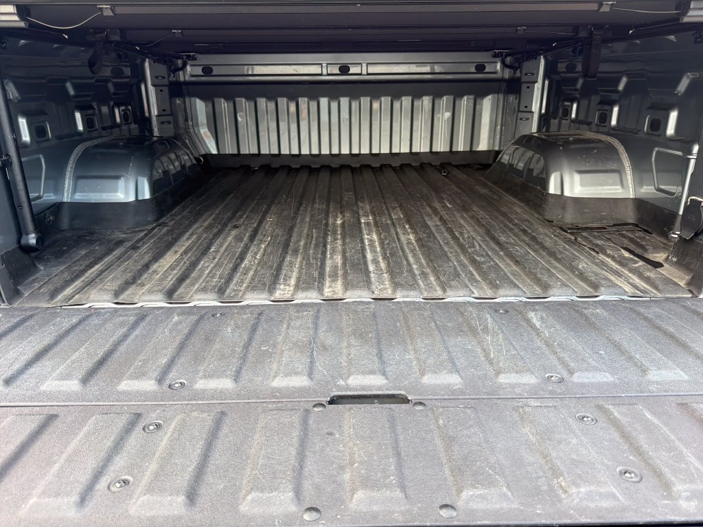 Certified 2023 Chevrolet Silverado 1500 Custom Trail Boss w/ LPO, Dark Essentials Package AWD/4WD image 23