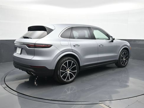 Certified 2020 Porsche Cayenne S AWD/4WD image 23