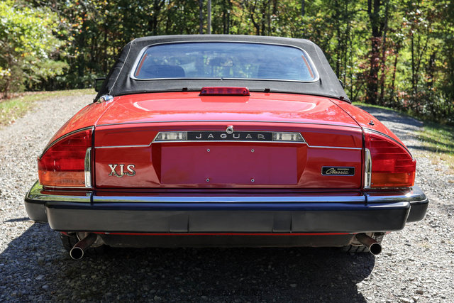 Used 1990 Jaguar XJS V12 Convertible RWD image 16