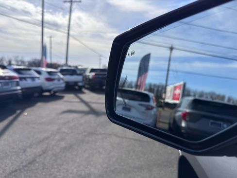 Used 2018 GMC Yukon XL Denali w/ Denali Ultimate Package image 13