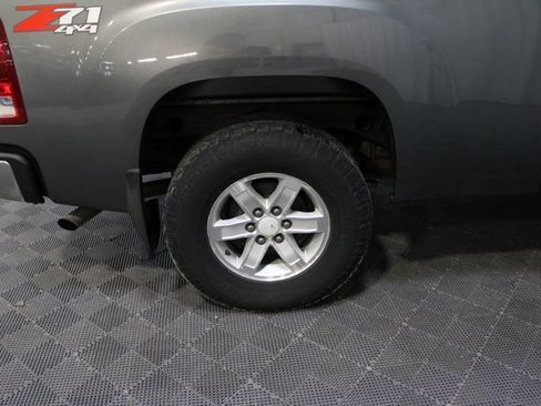 Used 2011 GMC Sierra 1500 SLE w/ Power Tech Package image 10