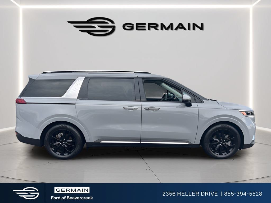 Used 2024 Kia Carnival SX Prestige FWD image 9