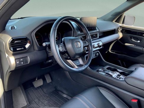 Used 2024 Honda Pilot TrailSport image 15