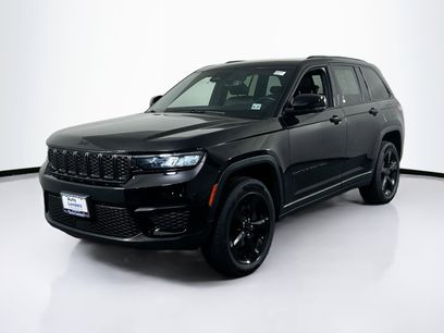 Used 2022 Jeep Grand Cherokee Altitude