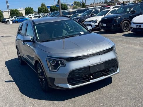 Certified 2023 Kia Niro Wind FWD image 5
