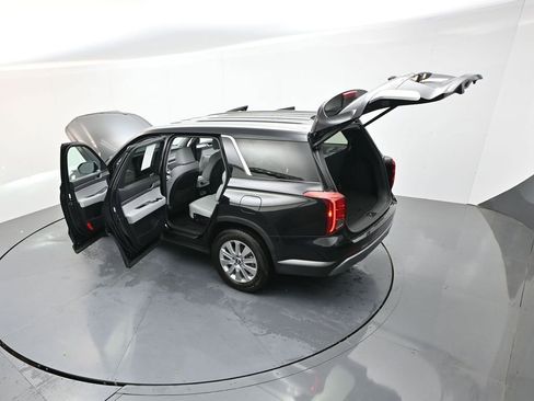 Used 2025 Hyundai Palisade SEL FWD image 41