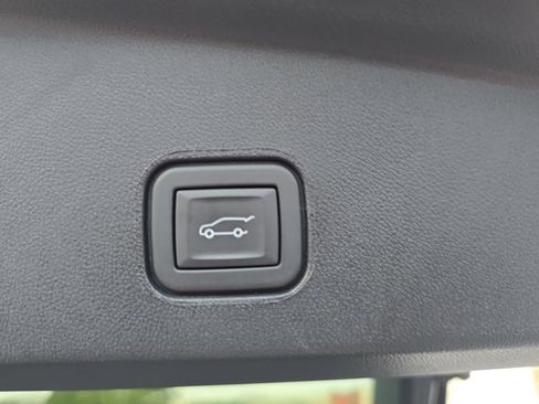 Certified 2024 Cadillac Lyriq Luxury image 13