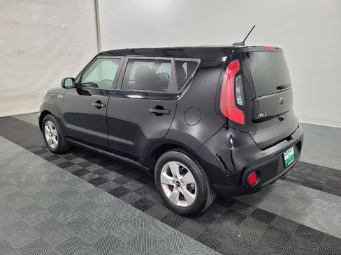 Used 2019 Kia Soul w/ Convenience Package FWD image 3