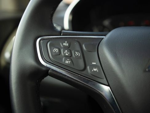 Used 2024 Chevrolet Equinox LT image 6