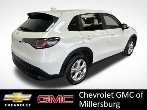 Used 2023 Honda HR-V LX image 3