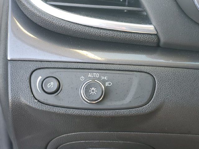Certified 2020 Buick Encore Preferred FWD image 17