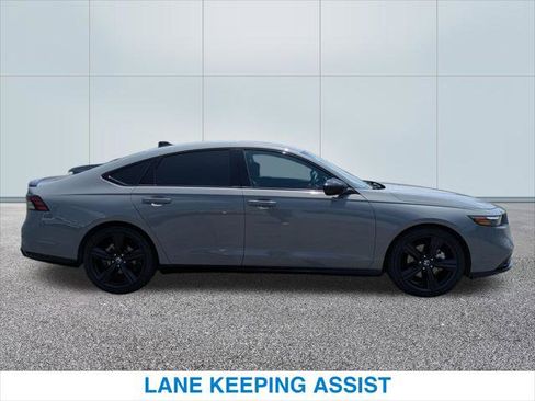 Used 2024 Honda Accord Sport image 6