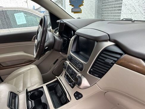Used 2019 GMC Yukon Denali image 16