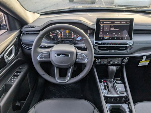 New 2026 Jeep Compass Limited image 12