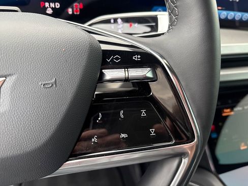 New 2026 Cadillac Vistiq Luxury image 19