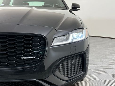 Used 2024 Jaguar XF R-Dynamic SE AWD/4WD image 10