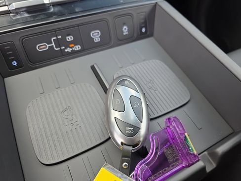 New 2025 Hyundai Santa Fe Calligraphy image 22