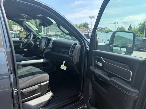 New 2026 RAM 2500 Big Horn AWD/4WD image 24