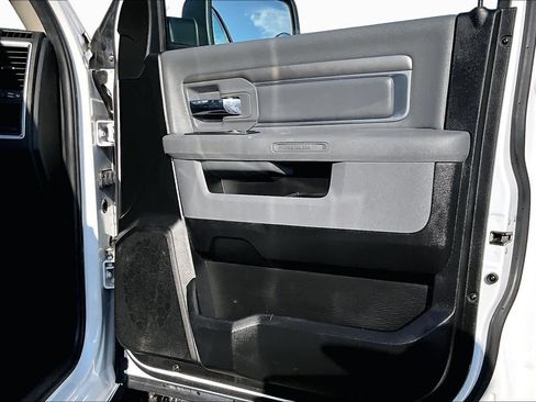 Used 2019 RAM 1500 Lone Star RWD image 23