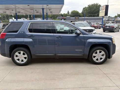 Used 2011 GMC Terrain SLE AWD/4WD image 5