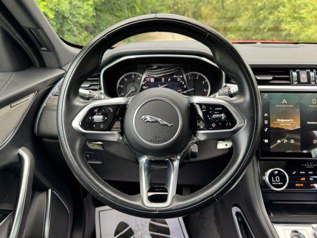 Used 2023 Jaguar F-PACE S AWD/4WD image 21